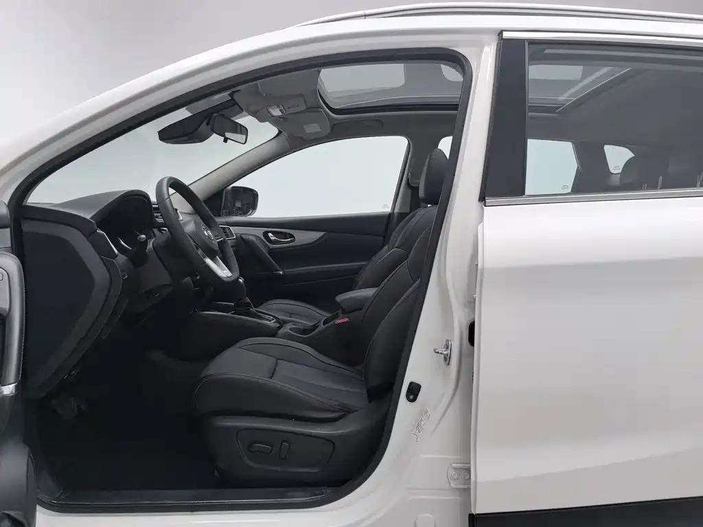 Nissan Qashqai — миниатюра 10