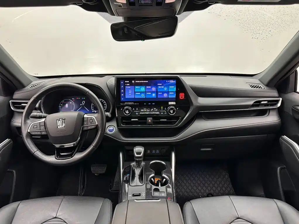 Toyota Crown Kluger — миниатюра 10