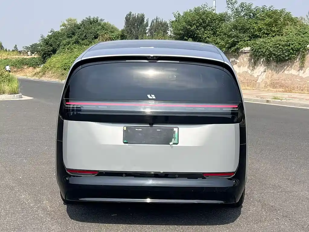 Li Auto Li MEGA — миниатюра 8