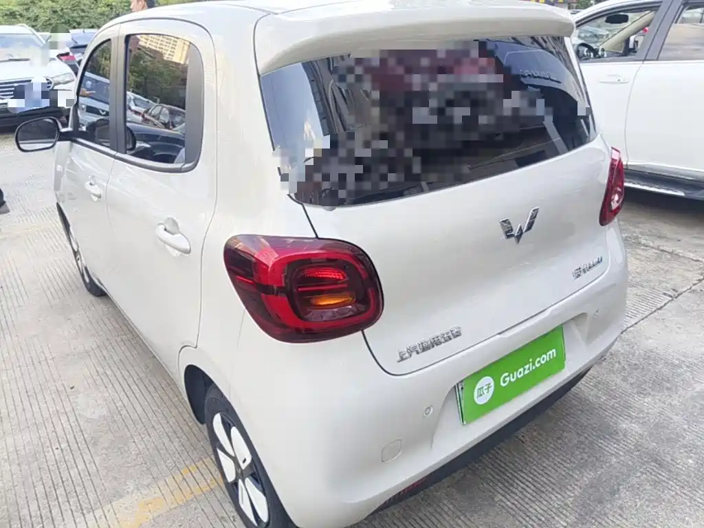 Wuling MINIEV — миниатюра 5