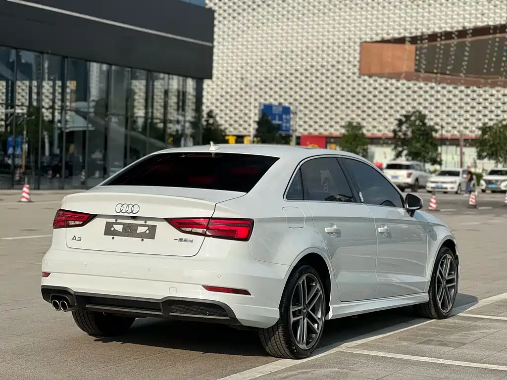 Audi A3 — миниатюра 5