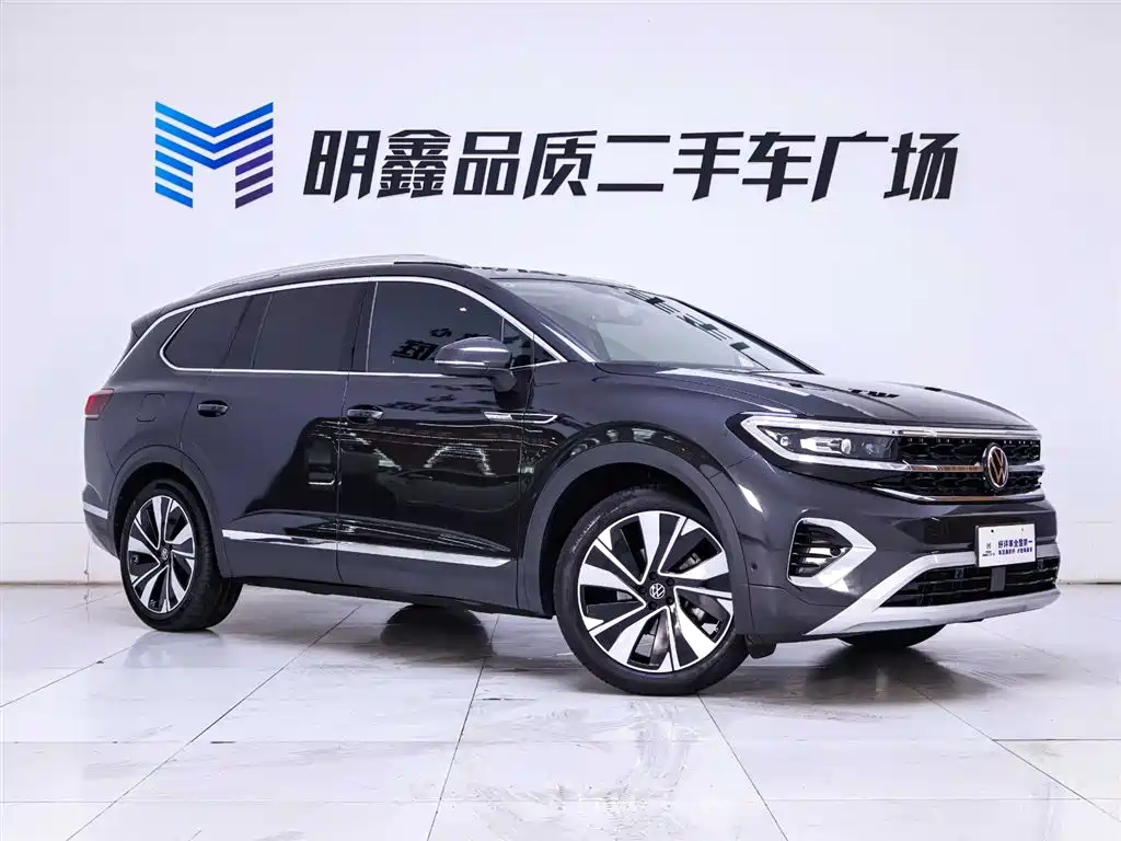 Volkswagen Viloran 2022 380TSI Luxury Pro 6 мест