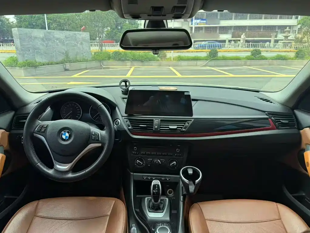 BMW X1 — миниатюра 10