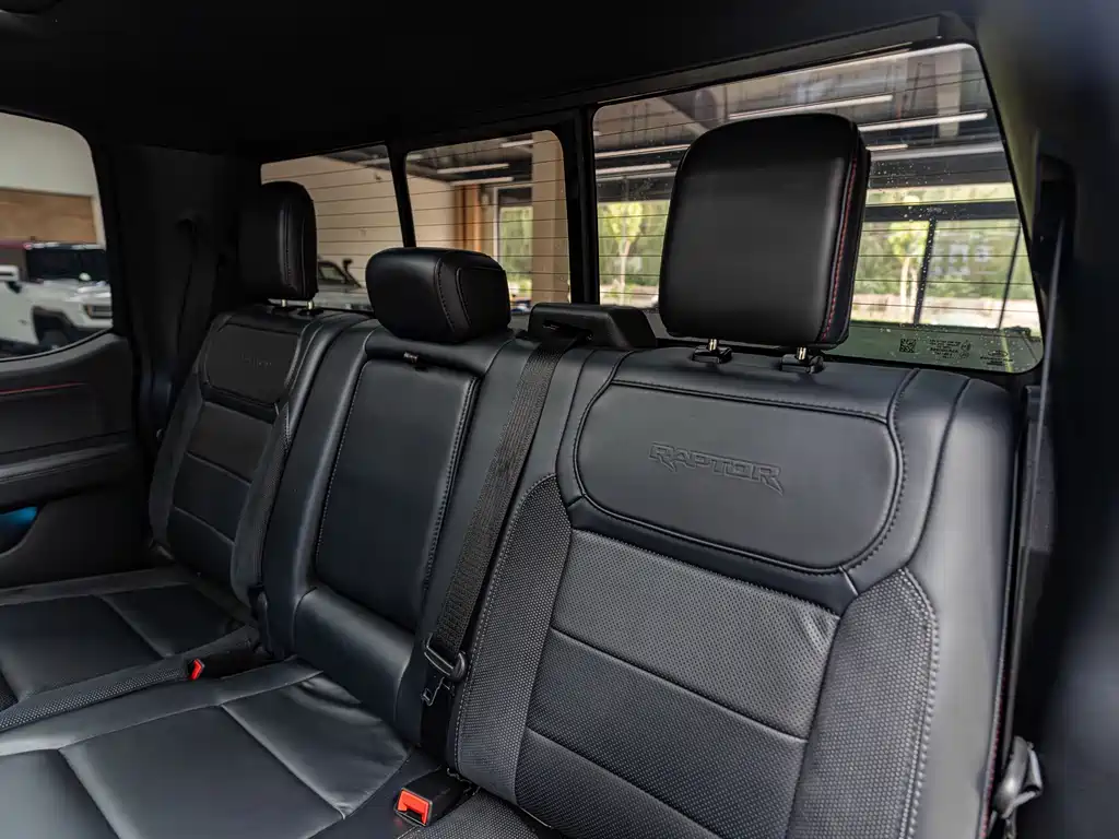 Ford F-150 2024 3.5T Raptor 37