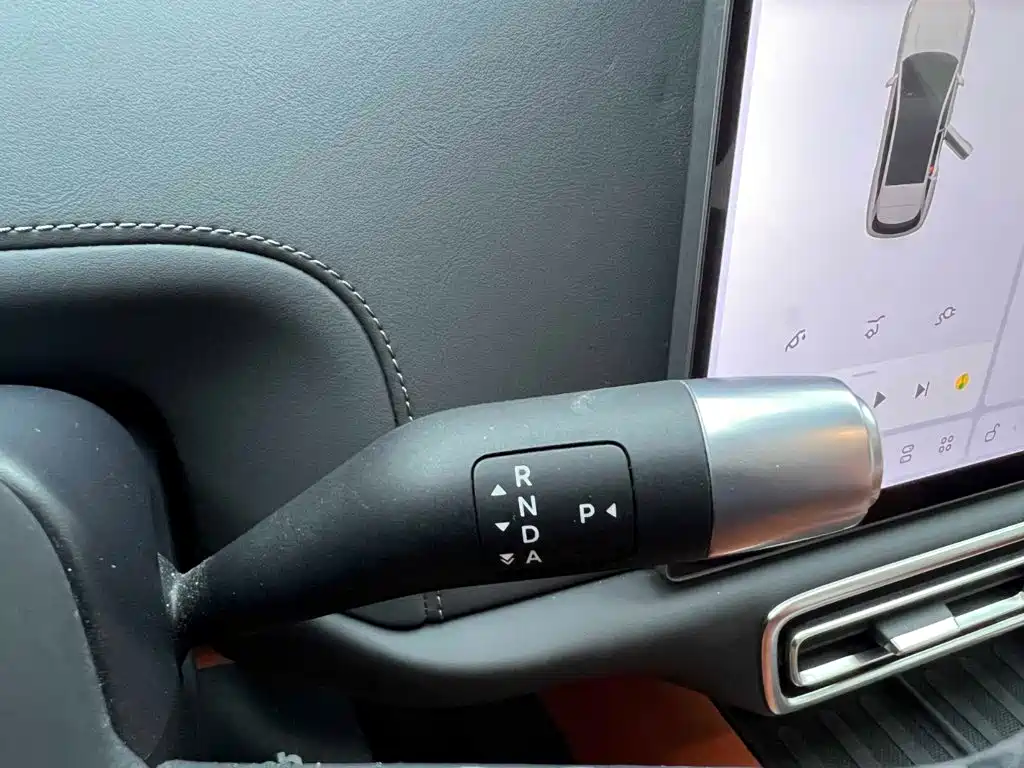 Li Auto Li L6 — миниатюра 22