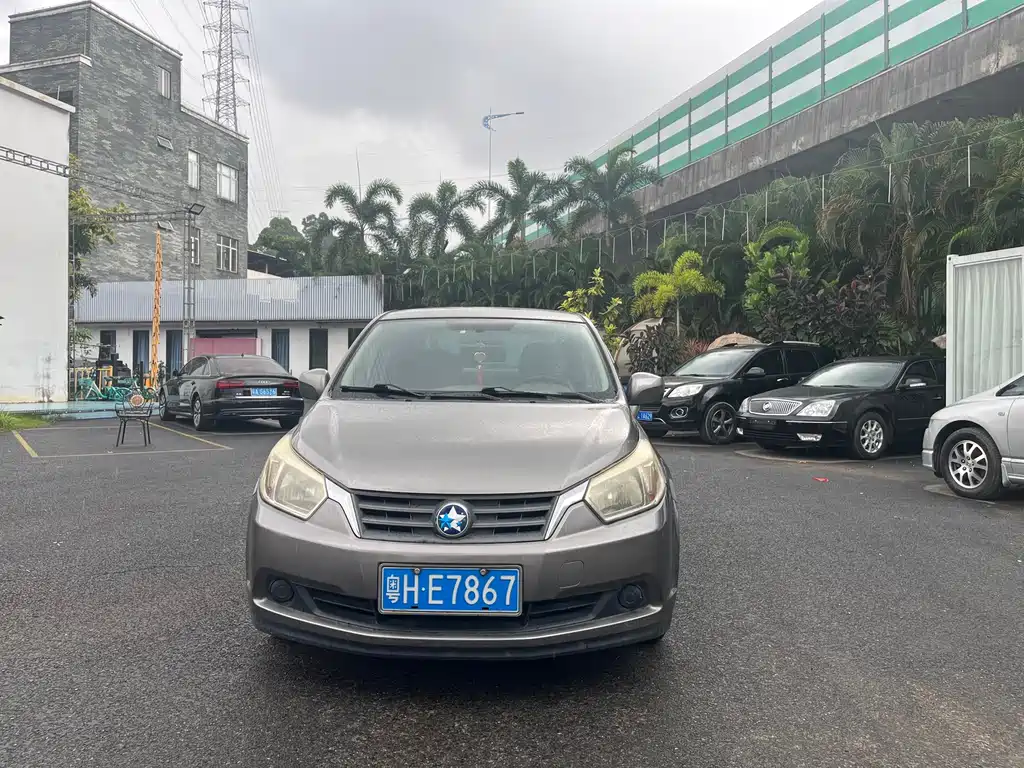 Venucia D50 2013 1.6L MT Fashion
