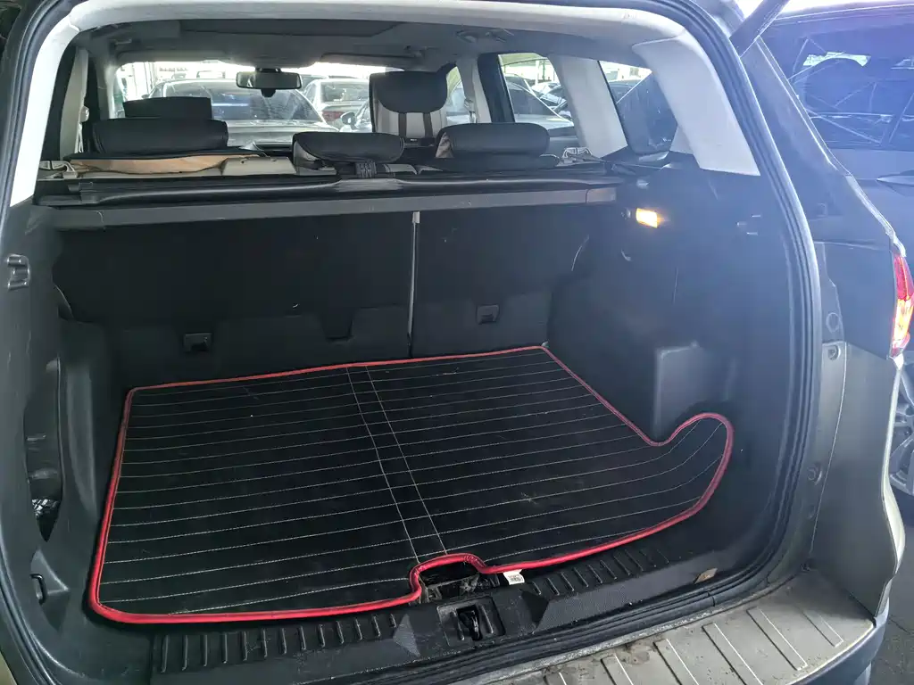 Ford Kuga 1.6L GTDi 4WD Elite Type, фото 9