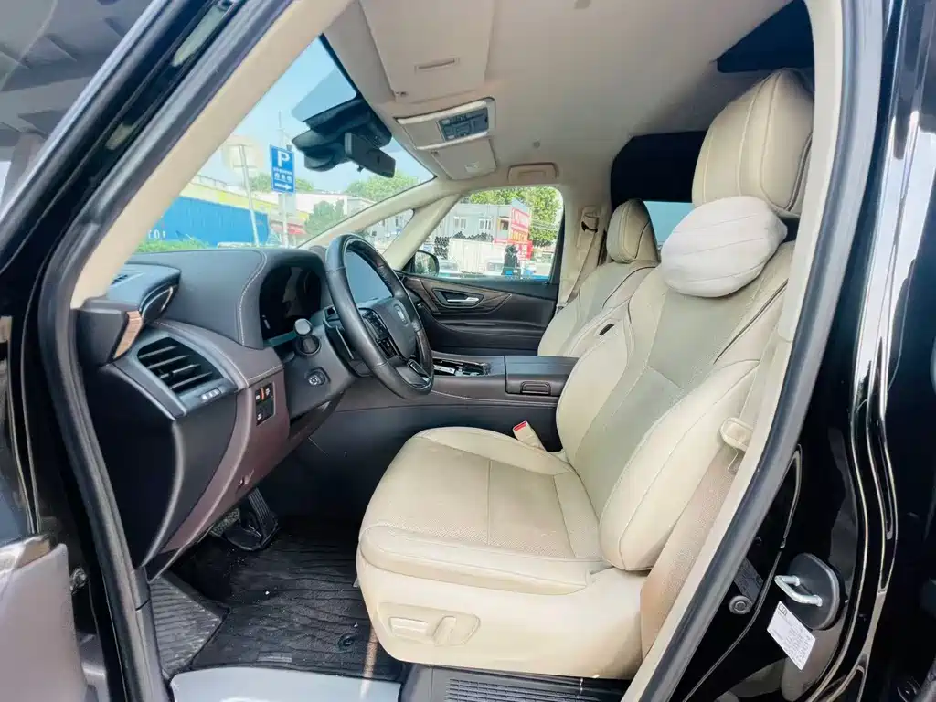 Toyota Vellfire — миниатюра 7