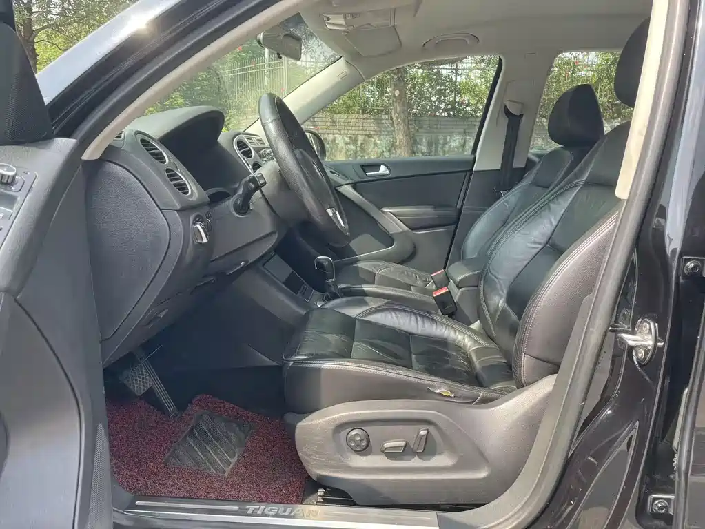 Volkswagen Tiguan — миниатюра 4