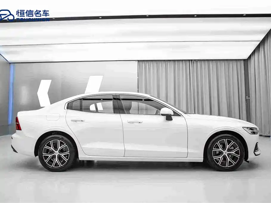 Volvo S60 — миниатюра 4