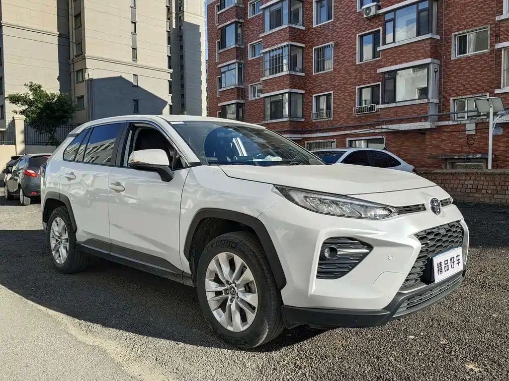 Toyota Wildlander — миниатюра 3