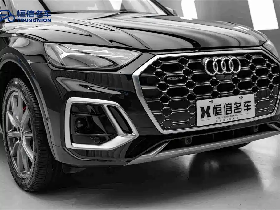 Audi Q5L — миниатюра 9
