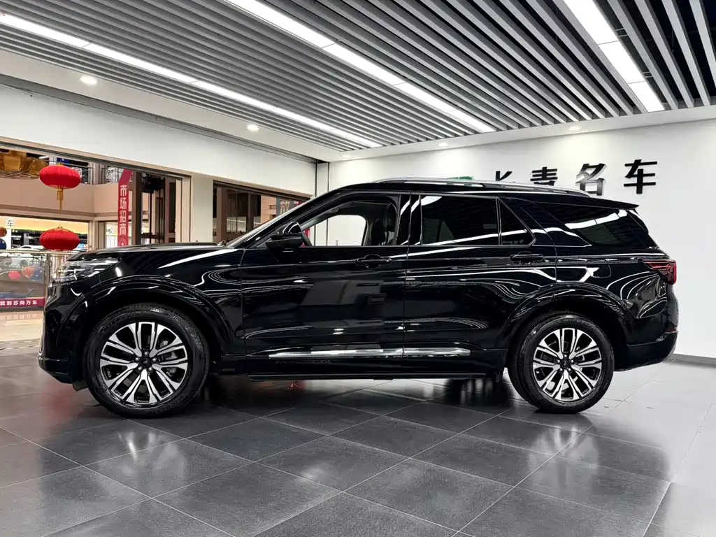 Ford Explorer — миниатюра 4