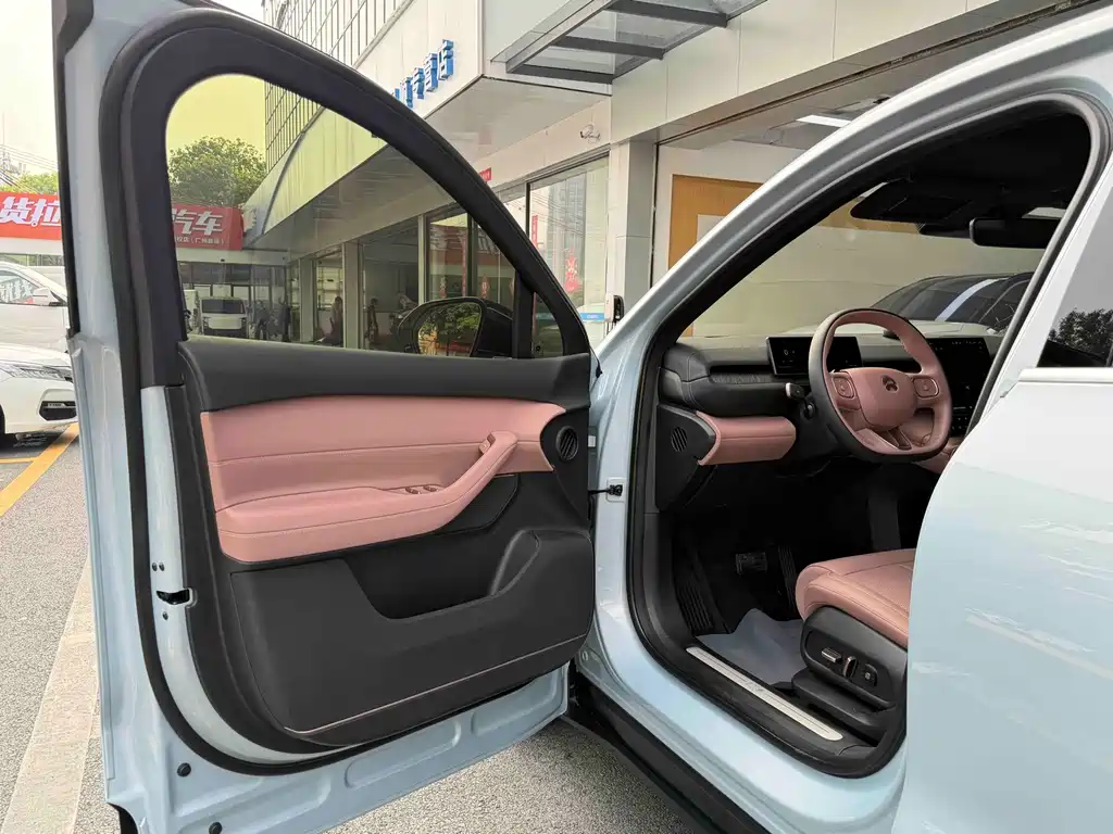 NIO EC6 — миниатюра 16