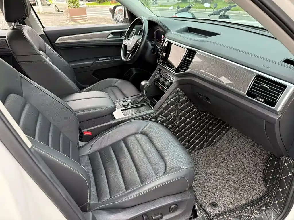 Volkswagen Teramont — миниатюра 10