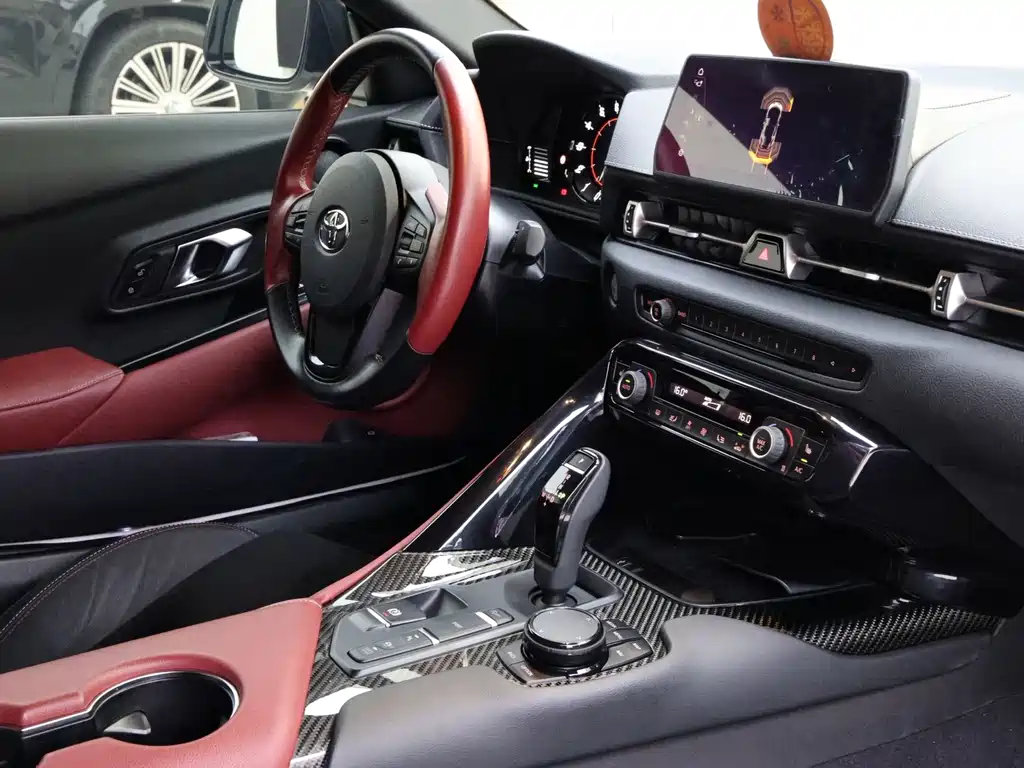 Toyota Supra — миниатюра 4