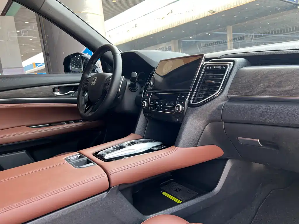 Honda UR-V — миниатюра 11