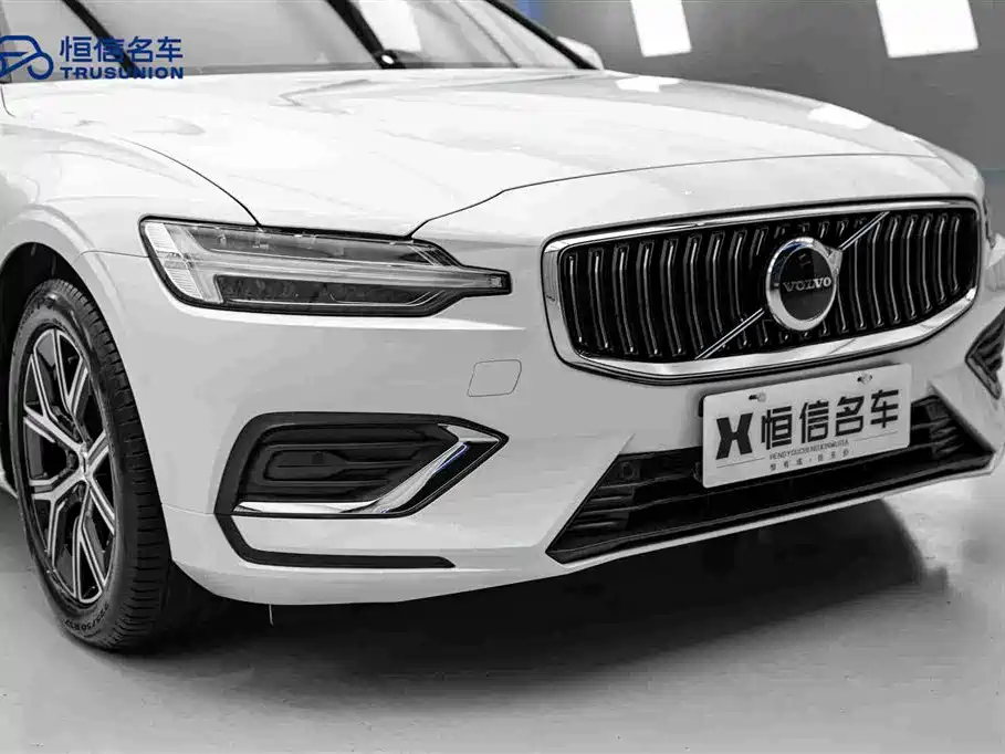 Volvo S60 — миниатюра 9