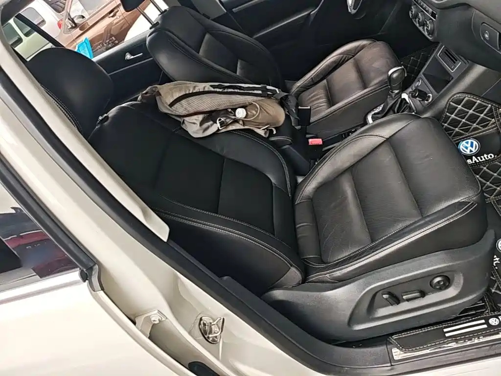 Volkswagen Tiguan — миниатюра 25