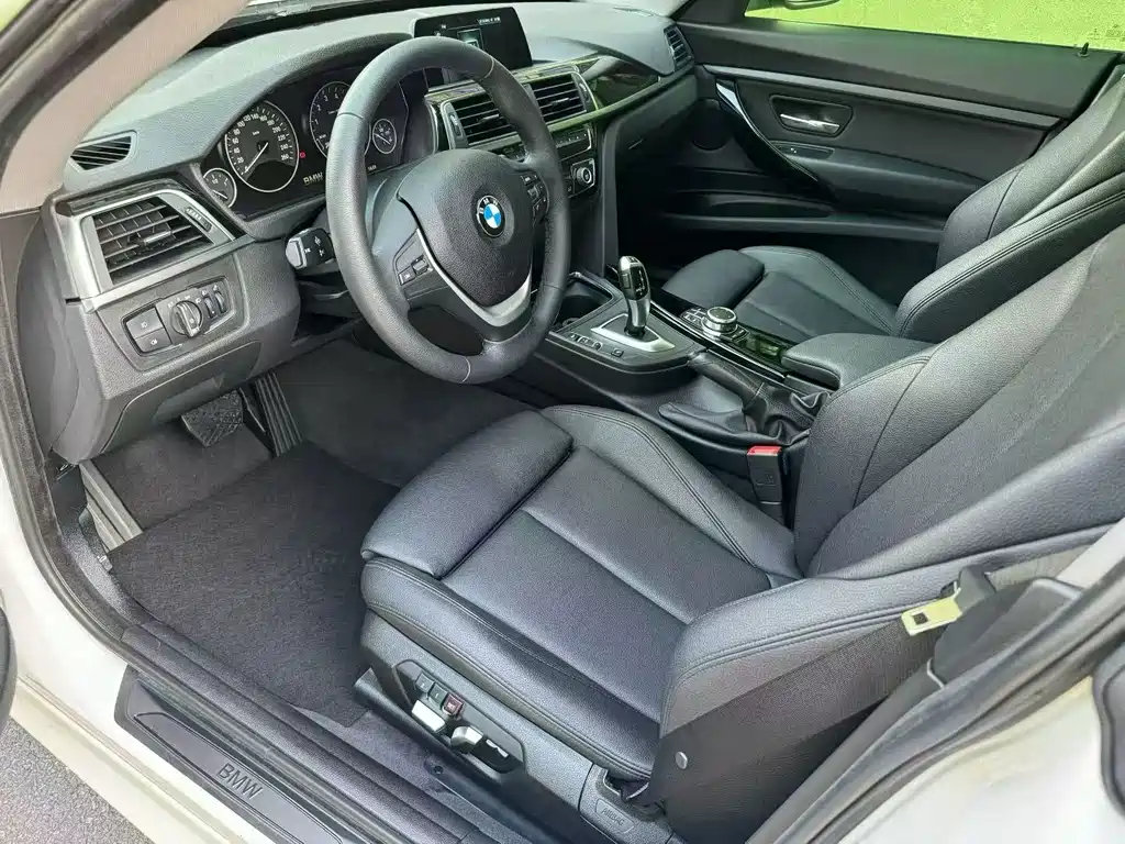 BMW 3 Series GT — миниатюра 5