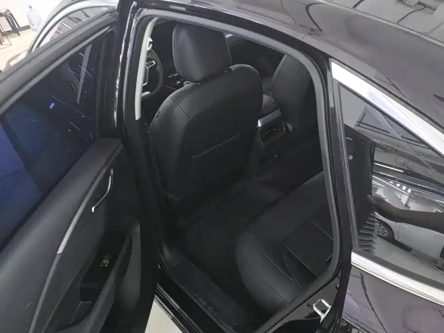 Wuling Xingguang — миниатюра 11