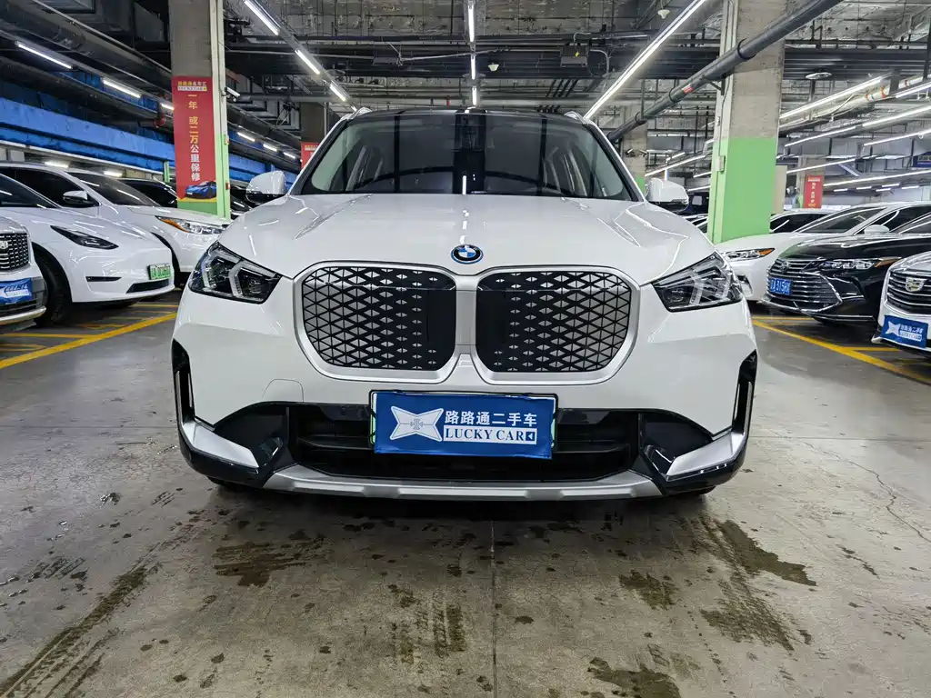 BMW iX1 — миниатюра 2