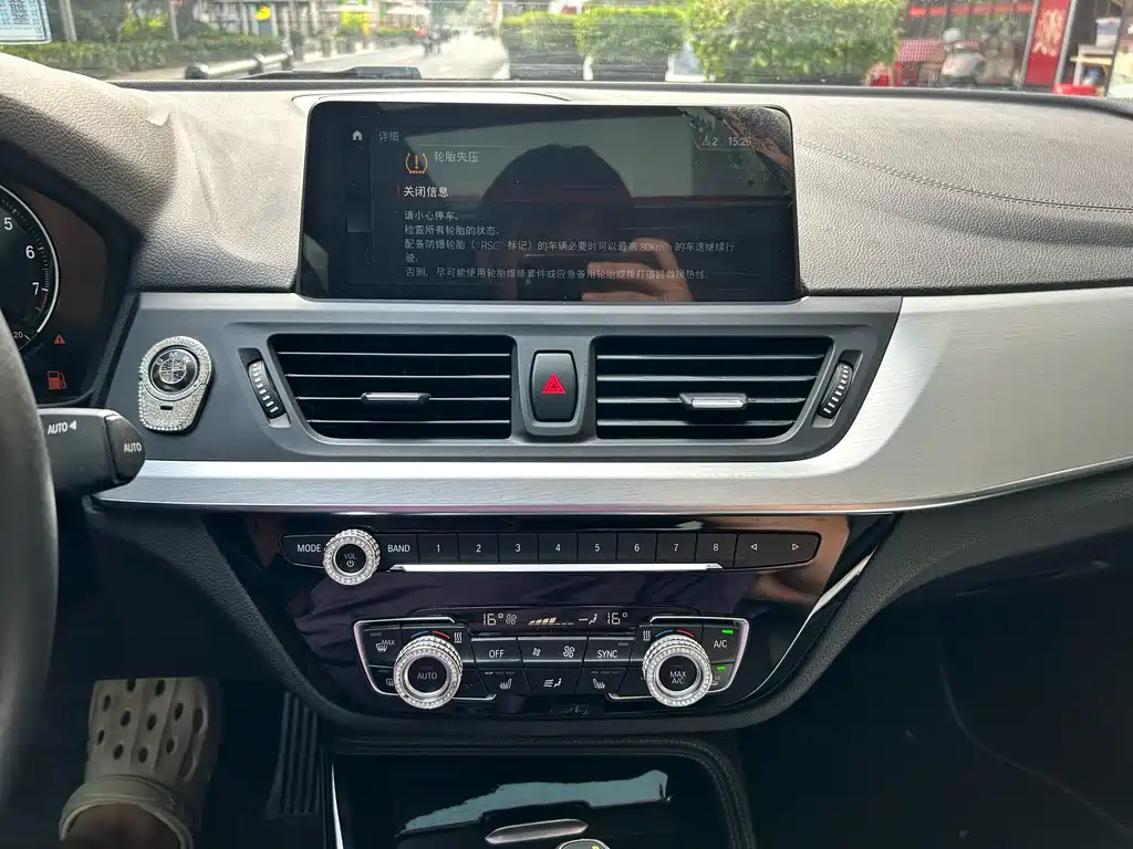 BMW 1 Series — миниатюра 10