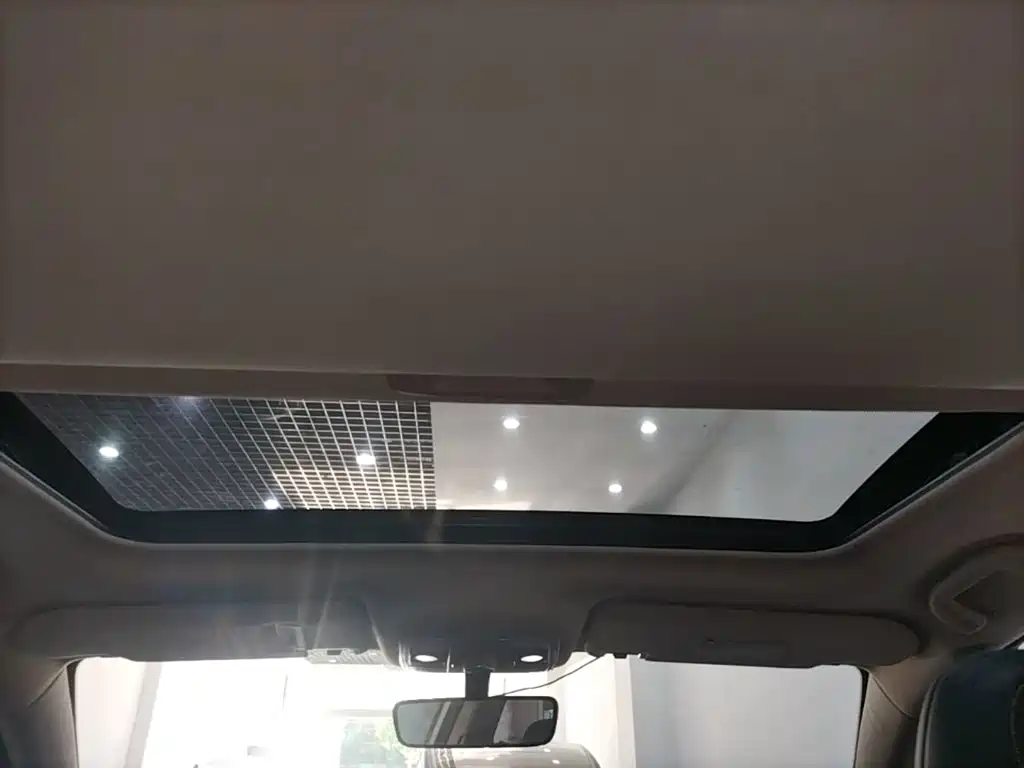 BYD Song — миниатюра 18