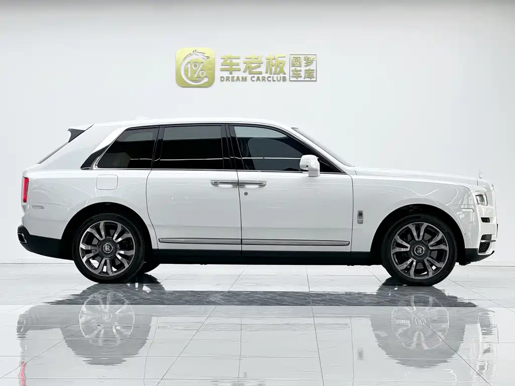Rolls-Royce Cullinan — миниатюра 7