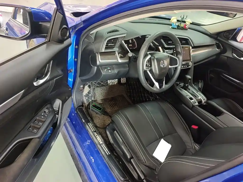 Honda Civic — миниатюра 16