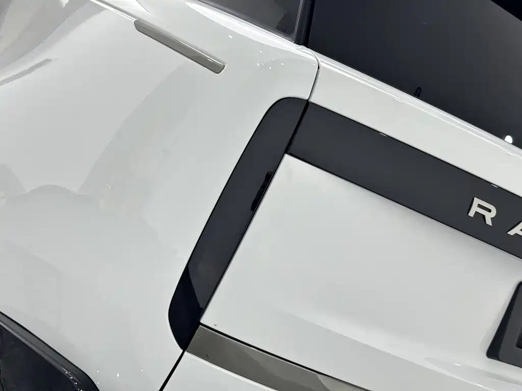 Land Rover Range Rover — миниатюра 20