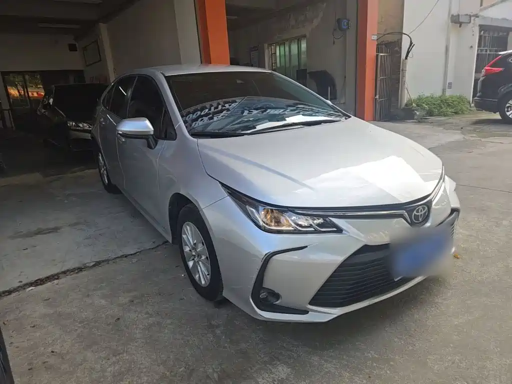 Toyota Corolla — миниатюра 4