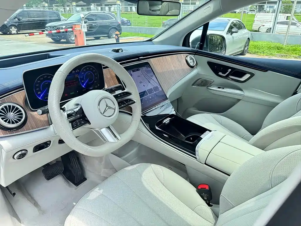 Mercedes-Benz EQE SUV 2024 500 4MATIC Luxury