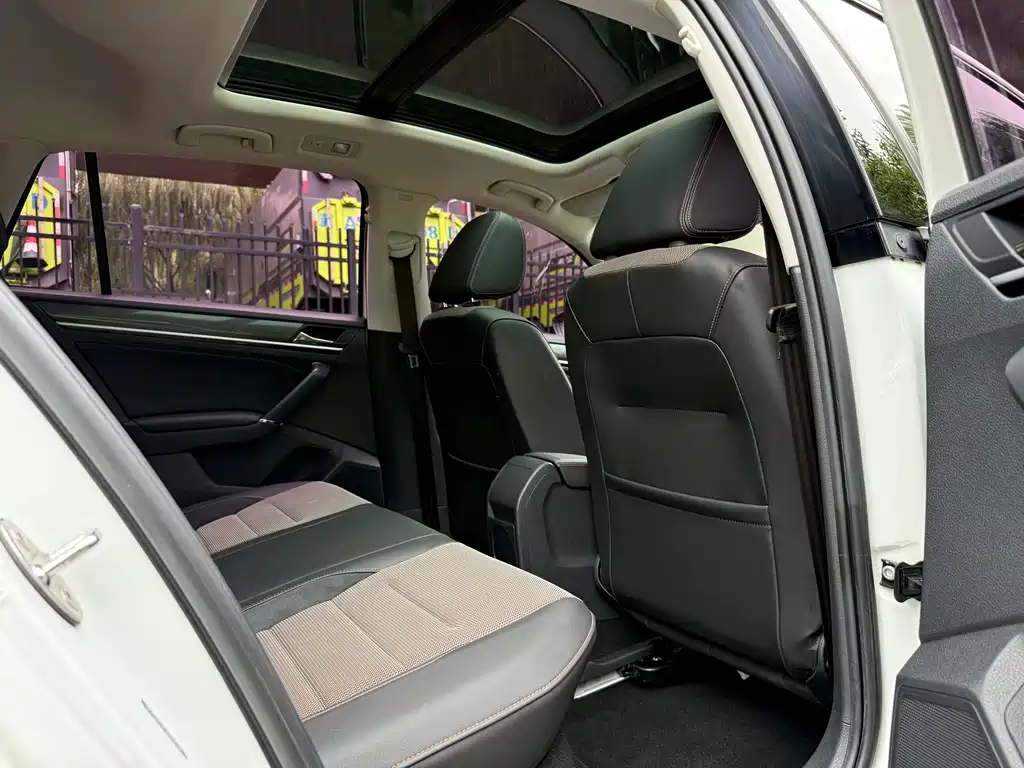 Volkswagen C-Trek — миниатюра 10