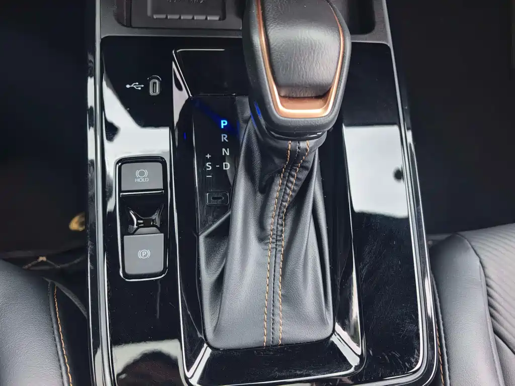 Toyota Frontlander — миниатюра 20