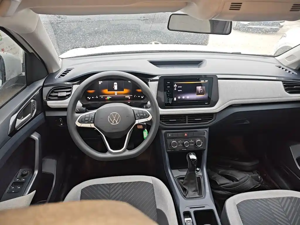 Volkswagen Tharu — миниатюра 10