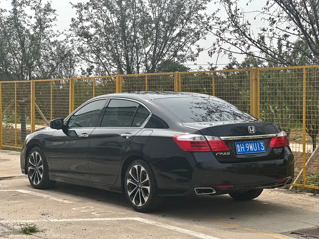 Honda Accord 2014 3.0L VTI Luxury
