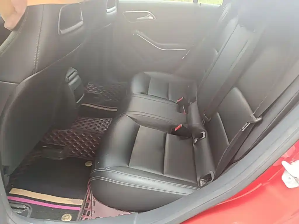 Mercedes-Benz CLA (Import) — миниатюра 17