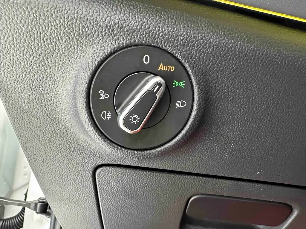 Volkswagen Sagitar — миниатюра 9