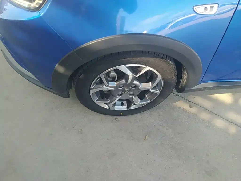 Geely Vision X1 — миниатюра 23
