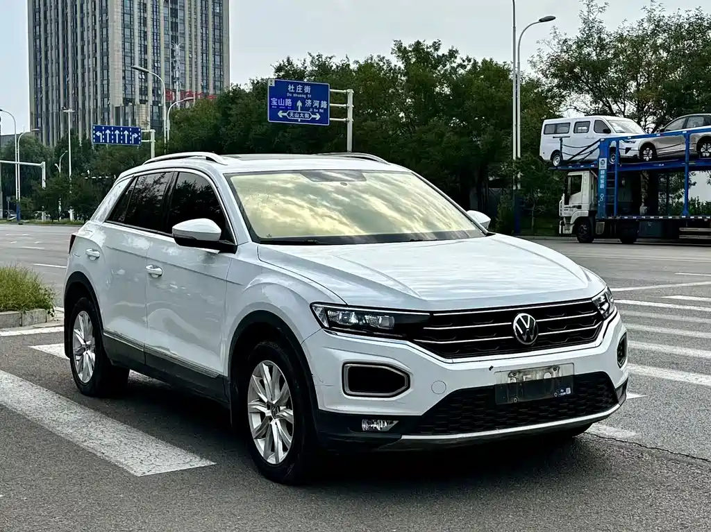 Volkswagen T-Roc — миниатюра 3