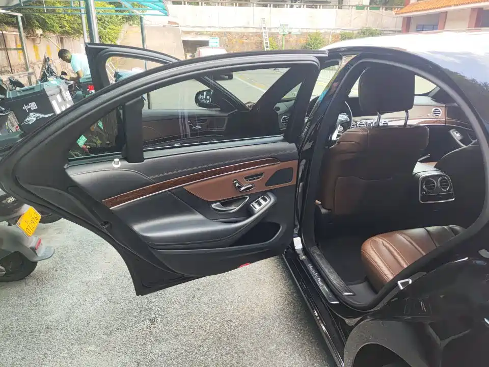 Mercedes-Benz S-Class — миниатюра 6