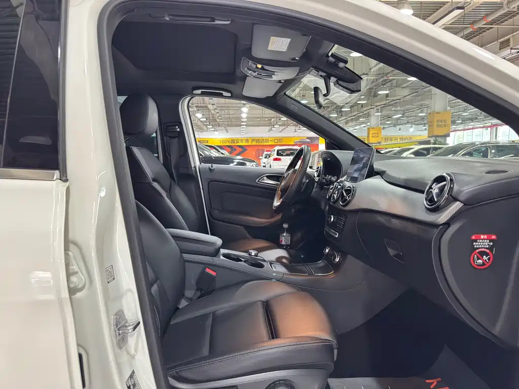 Mercedes-Benz B-Class — миниатюра 9