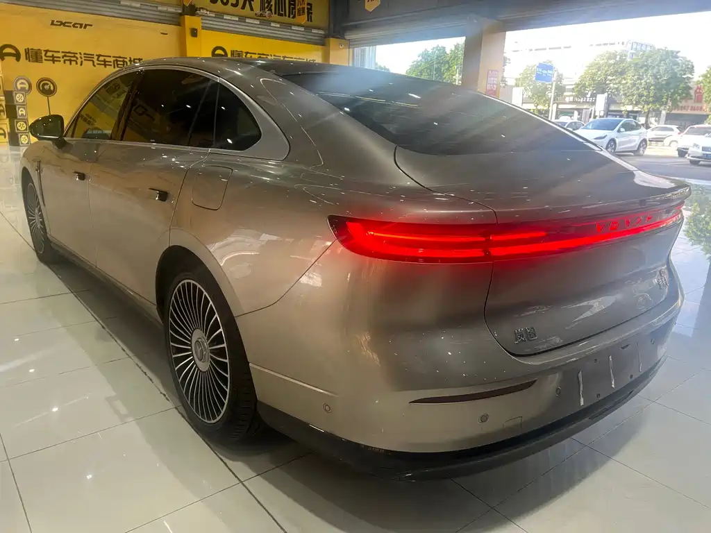 VOYAH Passion L — миниатюра 11
