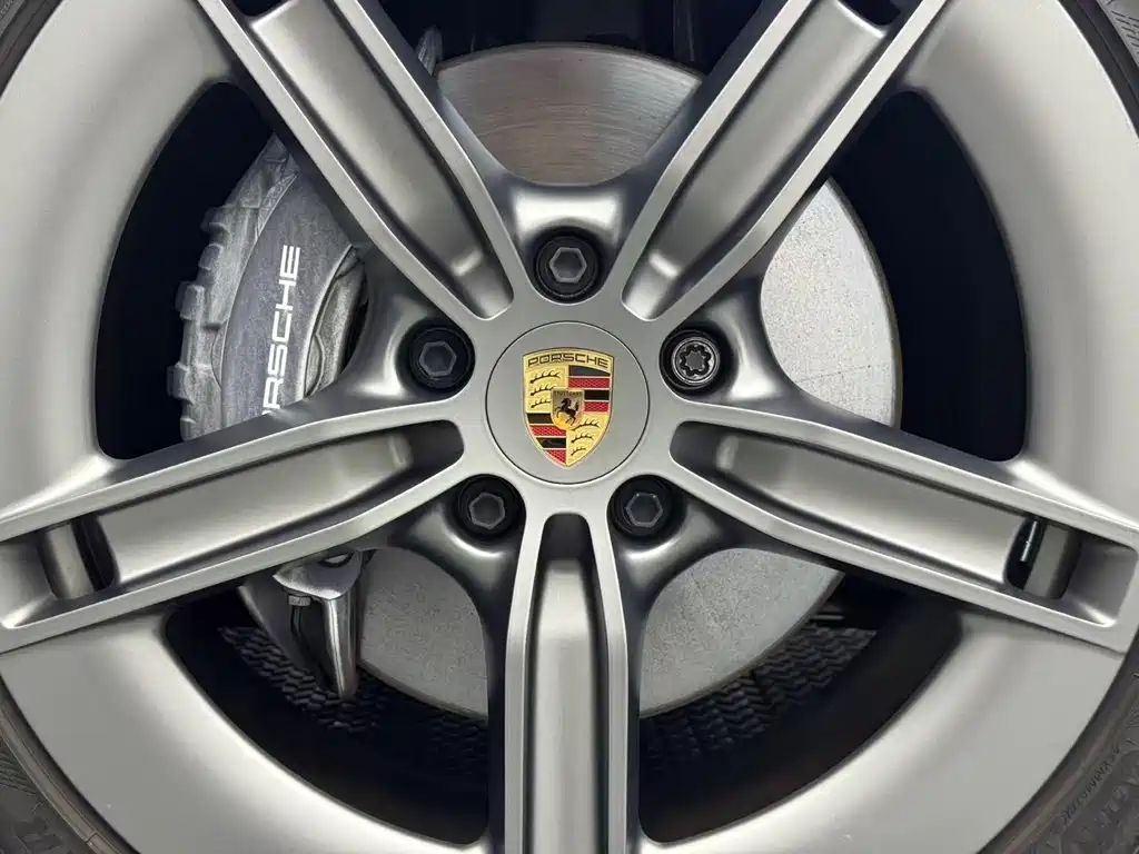 Porsche Taycan 2025 Taycan