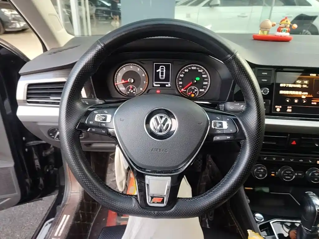 Volkswagen Lavida — миниатюра 11