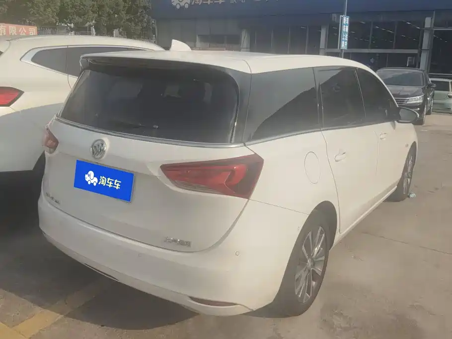 Buick GL6 — миниатюра 3
