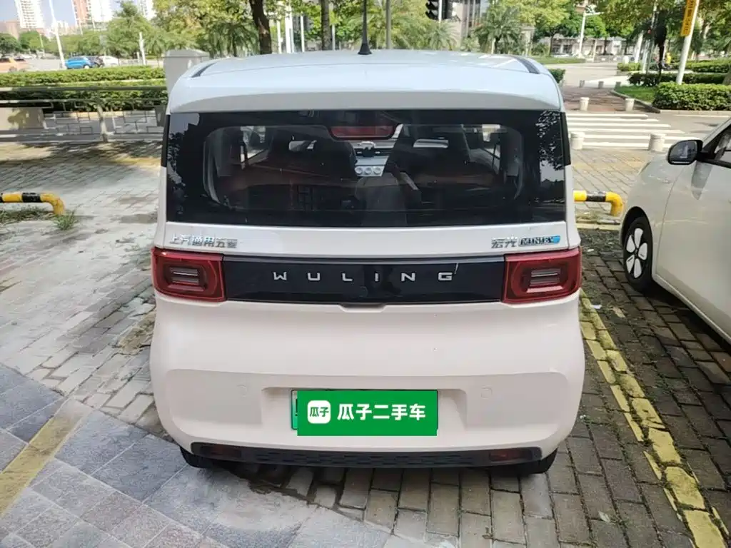 Wuling MINIEV — миниатюра 6