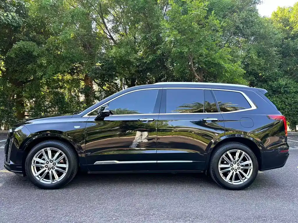 Cadillac XT6 — миниатюра 13