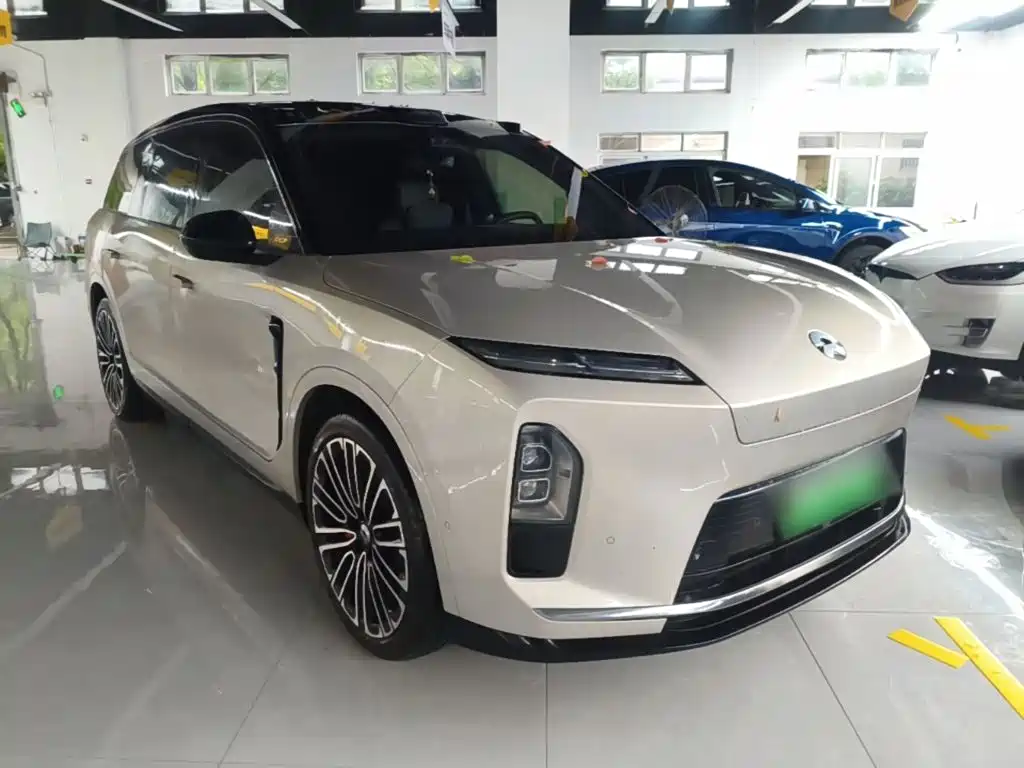 NIO ES8 2026 мест Executive